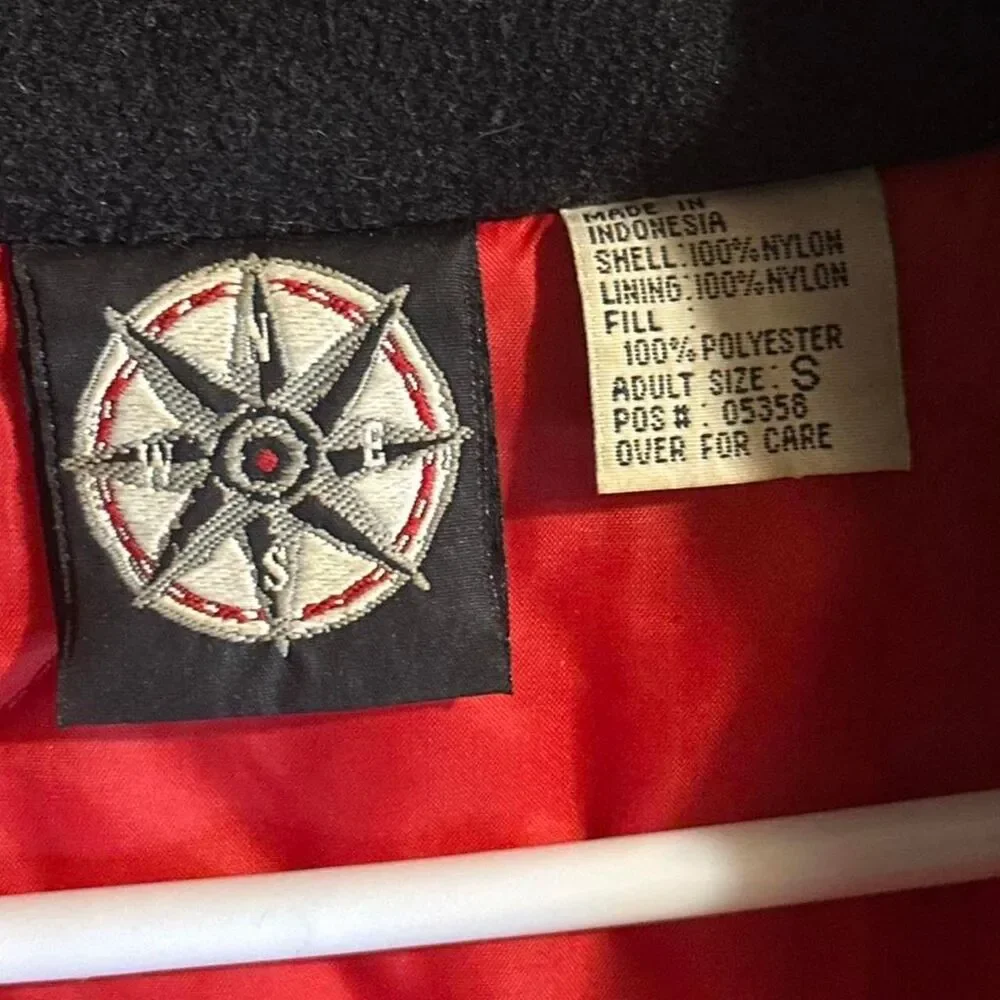Marlboro Men's Black and Red Coat